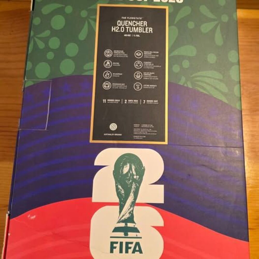 Stanley FIFA World Cup 2026 Quencher H2.0 40oz Tumbler 1 Green and 1 Red - Picture 6 of 9